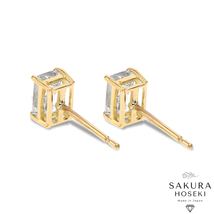 Emerald Studs Yellow Gold