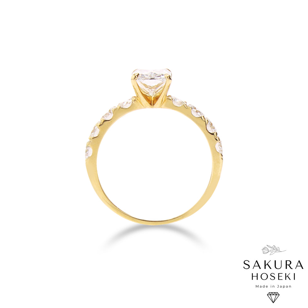 Radiant Ring Yellow Gold