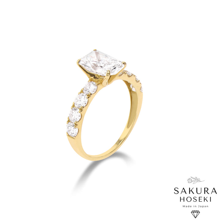 Radiant Ring Yellow Gold